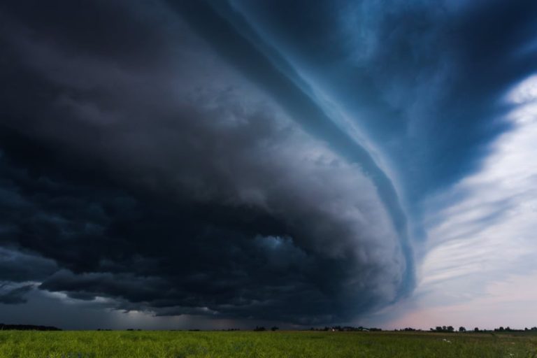 What Do Tornado Clouds Look Like